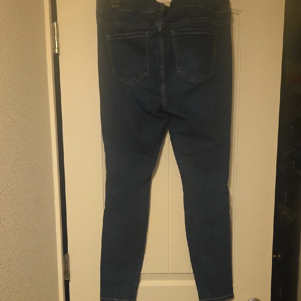 Torrid High Rise Ripped Blue Jeans - Picture 5 of 6
